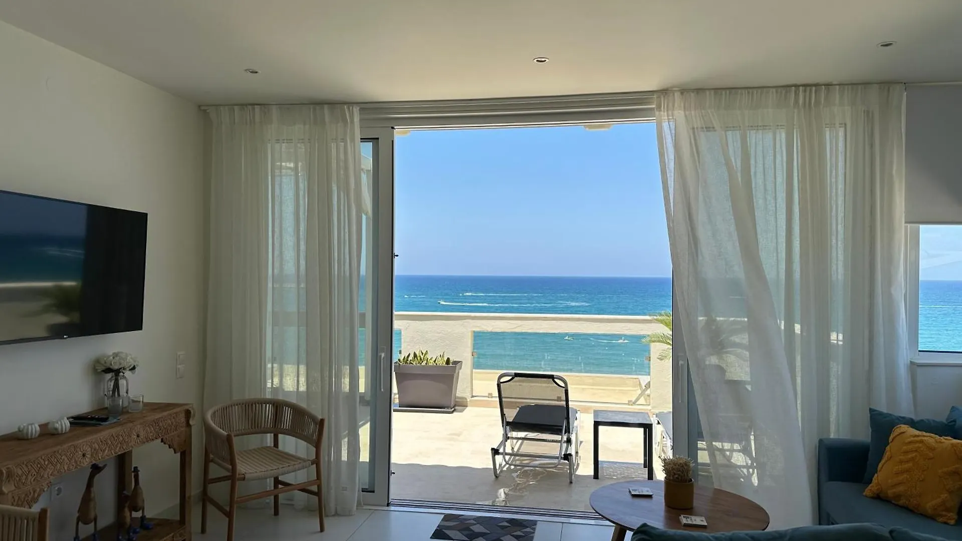 Nathalie'S Beachfront Apartment Rethymno  Greece